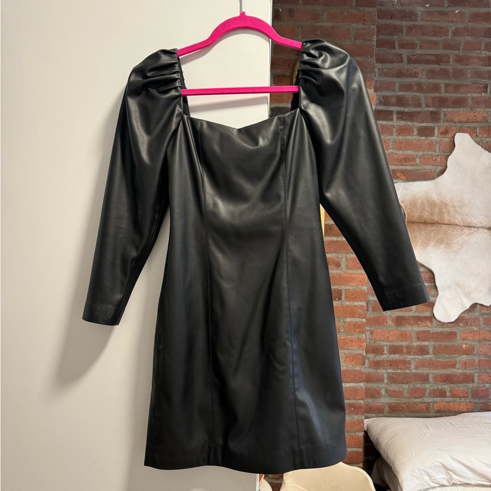 Black Leather Alice & Olivia dress. New with tags. Small fitting